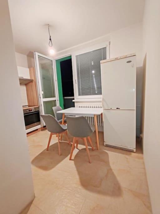 Apartment Star Brno With Terrace 5 Komin Luaran gambar