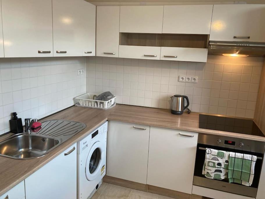 Apartment Star Brno With Terrace 5 Komin Luaran gambar